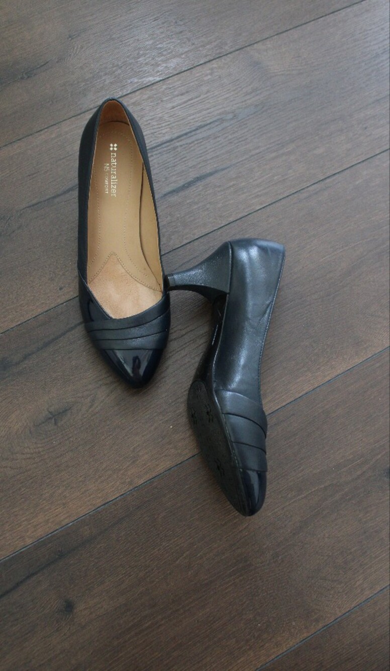 Naturalizer N5 Comfort Classic Black‎ Pointed Toe Women’s Pumps
